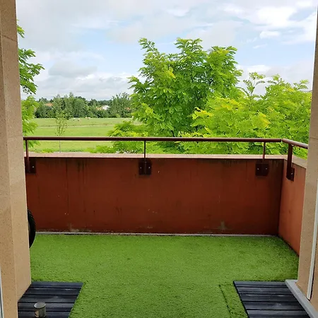 Le Montauriol - Logement Avec Terrasse - Piscine -tennis - Place De Parking Privee Apartamento