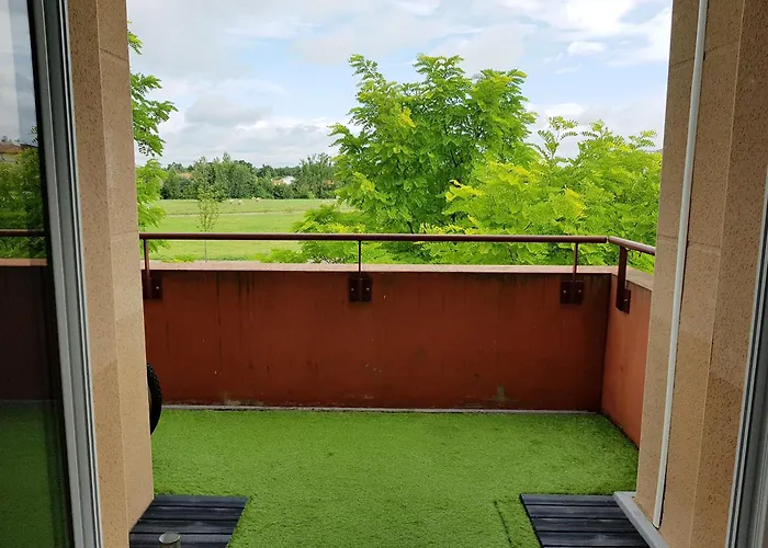 Le Montauriol - Logement Avec Terrasse - Piscine -tennis - Place De Parking Privee Appartement