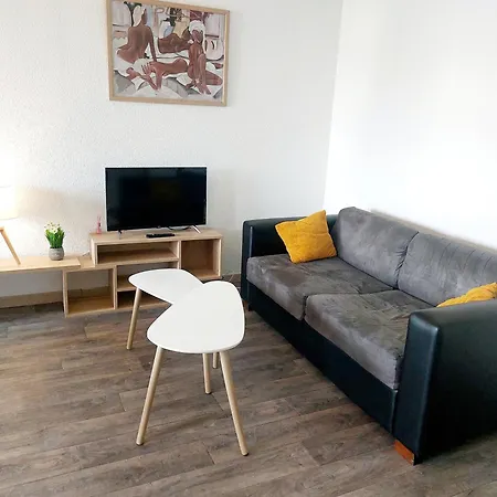 Apartment Le Montauriol - Logement Avec Terrasse - Piscine -tennis - Place De Parking Privee