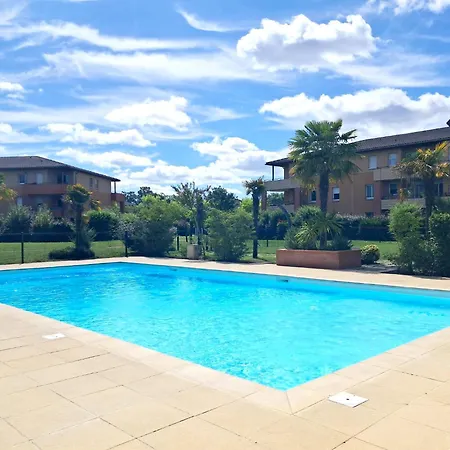 Le Montauriol - Logement Avec Terrasse - Piscine -tennis - Place De Parking Privee